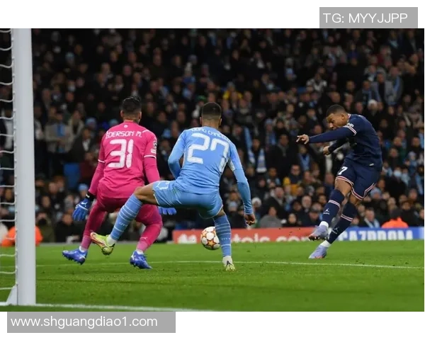 曼城逆转莱比锡精彩补时进球点燃全场激情及转会动态分析