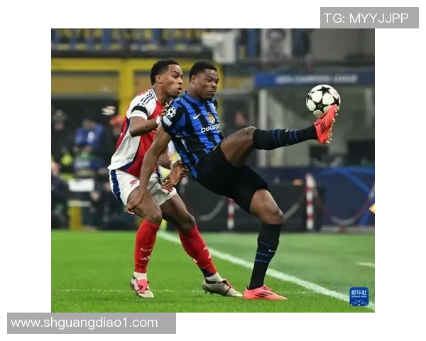 世界杯精彩对决国米与阿森纳战成平局神扑瞬间震撼全场引发热议