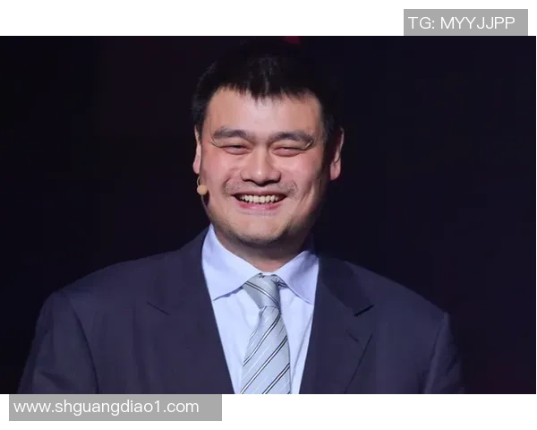 姚明与张韶涵同框合照展现友谊与魅力引发网友热议与点赞