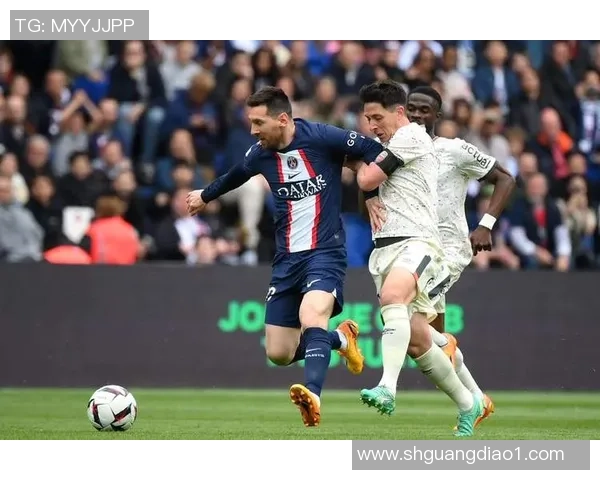 曼城与巴黎圣日耳曼友谊赛精彩回顾帽子戏法引发全场狂欢