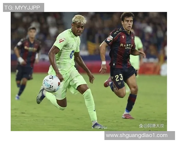 西甲焦点战那不勒斯与巴萨激战成平局乌龙球瞬间引发全场热议