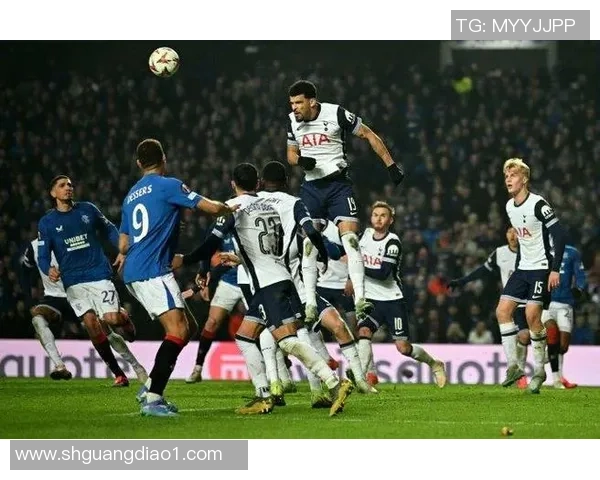 欧联杯精彩对决尤文图斯逆转热刺全场沸腾瞬间回顾