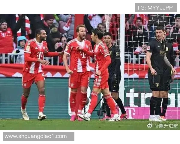 中超激战拜仁大胜多特蒙德红牌事件引发全场热议 中超激战拜仁大胜多特蒙德红牌事件引发全场热议