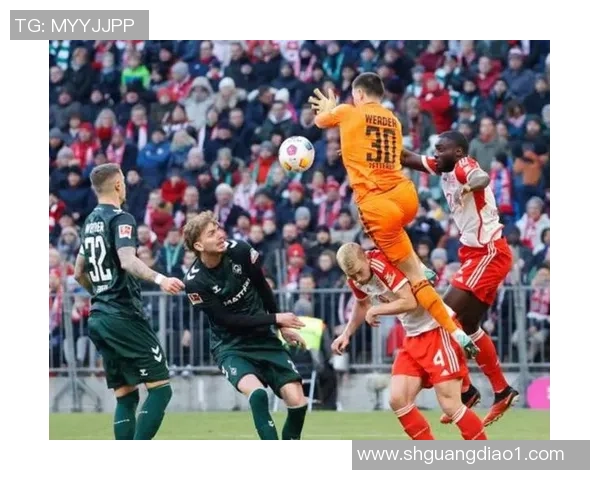 友谊赛精彩对决尤文图斯与拜仁战成平局神扑瞬间引发全场热烈反响