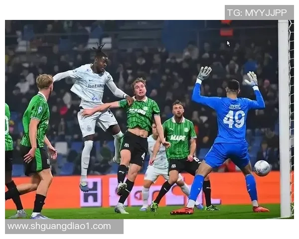 中超激战:多特蒙德大胜那不勒斯帽子戏法引发转会热议