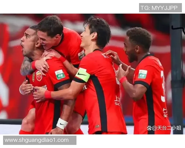 足总杯激战巴黎圣日耳曼与多特蒙德互交白卷补时争议判罚引发全场热议