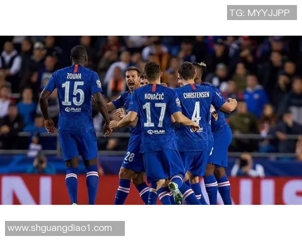 友谊赛精彩对决里昂与切尔西互交白卷引发全场热议 友谊赛精彩对决里昂与切尔西互交白卷引发全场热议