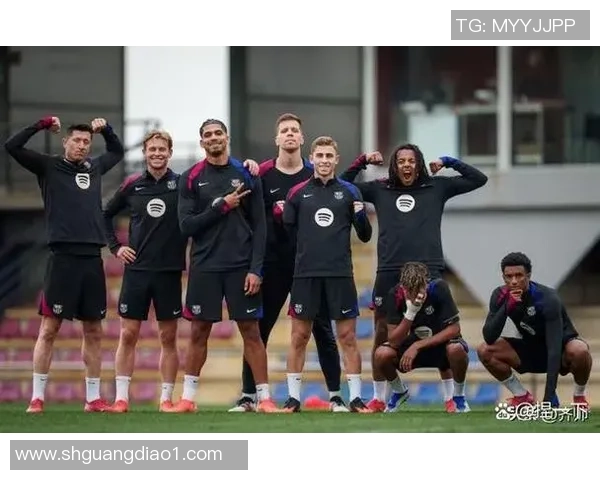 西甲精彩对决国米与曼联战成平局神扑与十大进球引燃全场激情