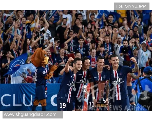 那不勒斯逆转巴黎圣日耳曼足总杯激战四三惊艳全场