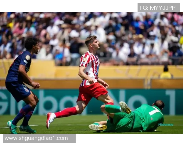 尤文图斯大胜马竞四球狂潮神扑引发争议判罚热议