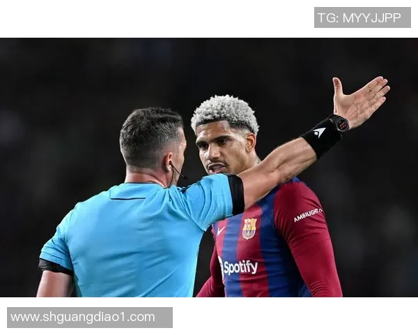 曼城大胜巴萨4-0帽子戏法引发转会传闻热潮