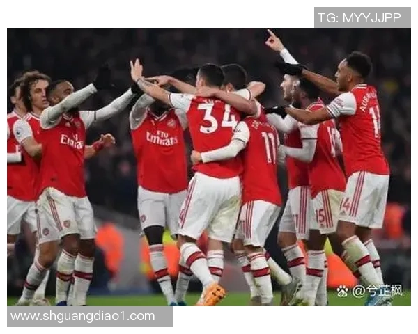 西甲焦点战巴萨强势3-0击败热刺赛场瞬间引发热烈反响